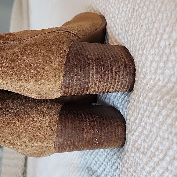Nine West Keke tan suede booties with block heel - Picture 5 of 6